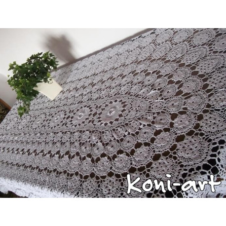 Obrus koronkowy Koni-art 007