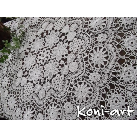 Obrus koronkowy Koni-art 008